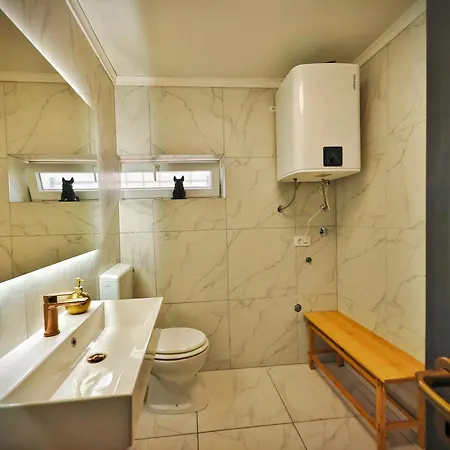 Apartment Tomy Kastela